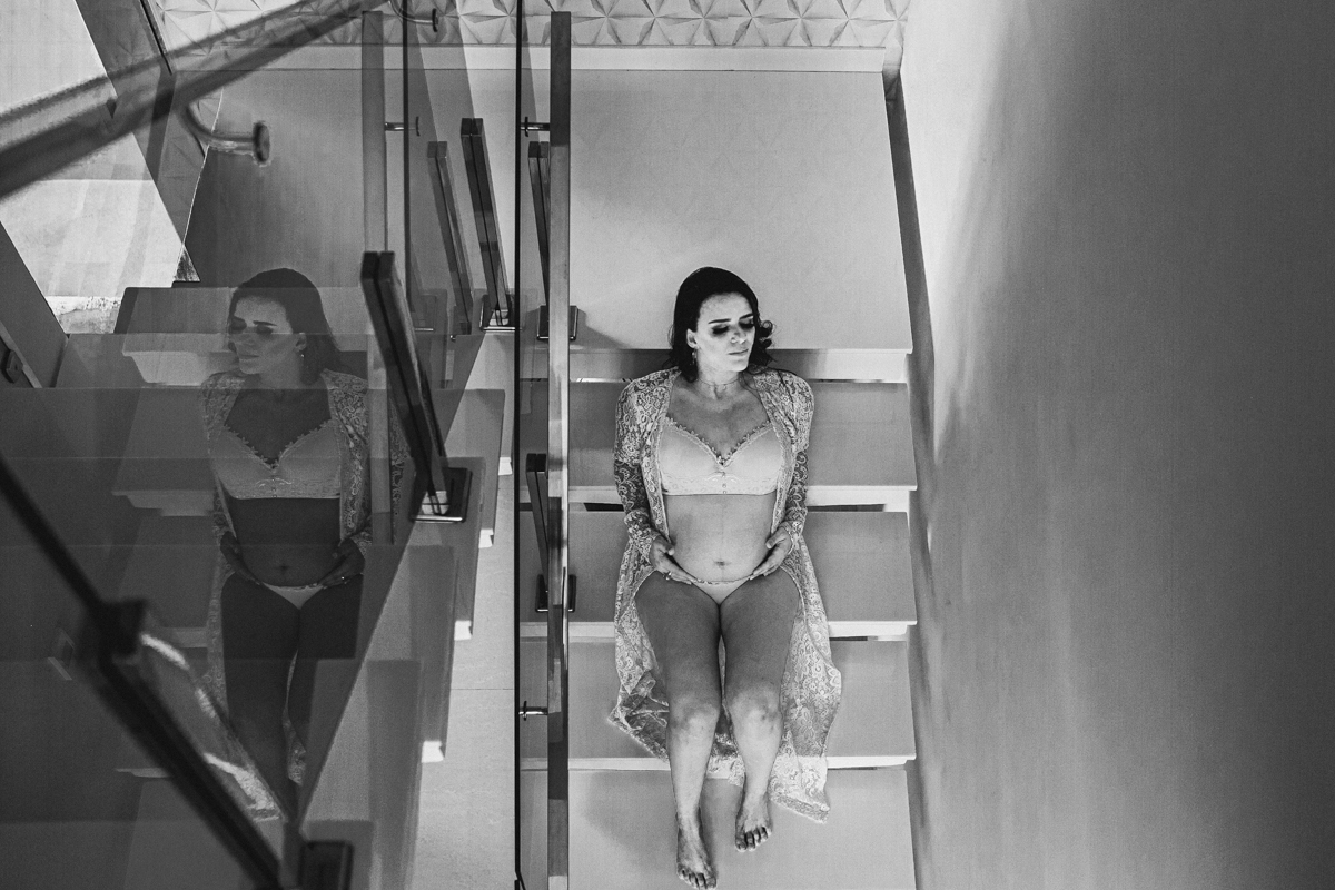 ensaiogestante ensaio de casal, foto de casal, foto de gravida , ensaio de gravida, foto externa de gravida, foto de gestante, foto de casal, ensaio de mãe e filho, riacho de santana, bom jesus da lapa, thaty  alves fotografia, bahia, foto sorrindo , feli