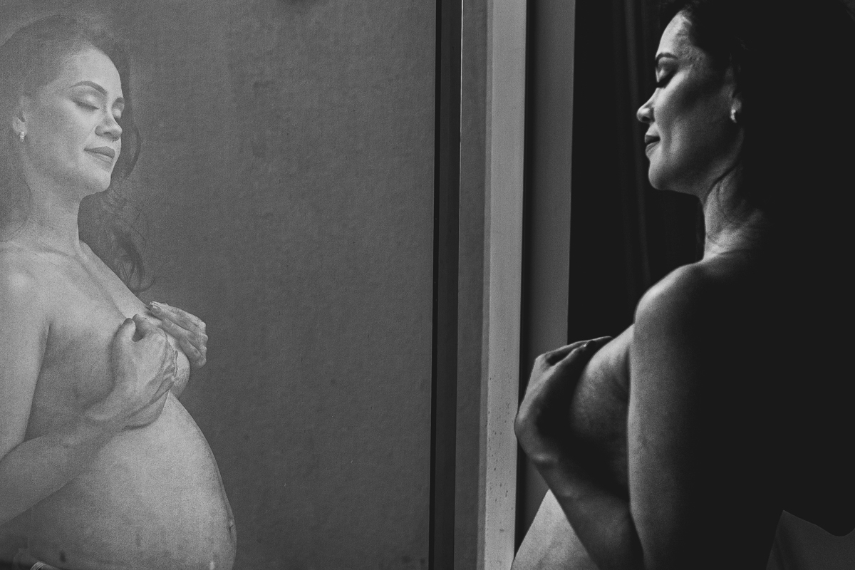 ensaiogestante ensaio de casal, foto de casal, foto de gravida , ensaio de gravida, foto externa de gravida, foto de gestante, foto de casal, ensaio de mãe e filho, riacho de santana, bom jesus da lapa, thaty  alves fotografia, bahia, foto sorrindo , feli