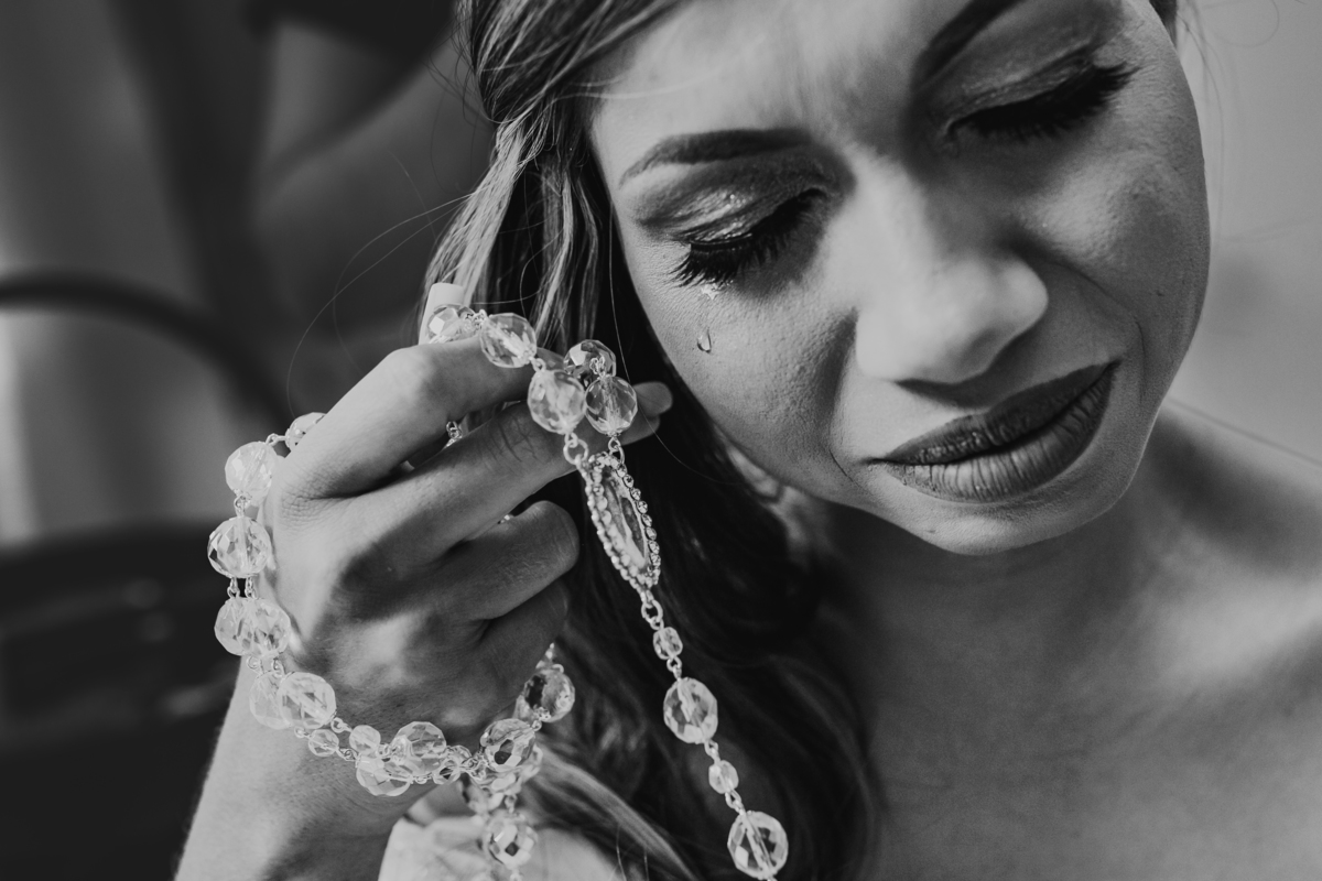 .. #noiva #wedding #weddingday #universodasnoivas #weddingdress #casamento #vestidodenoiva #madrinha#dresses #instadress #bride #weddinginspiration #lapisdenoiva #casamento #fotografodecasamento #weddingphotographer #esession#ensaio #fotografiadecasamento