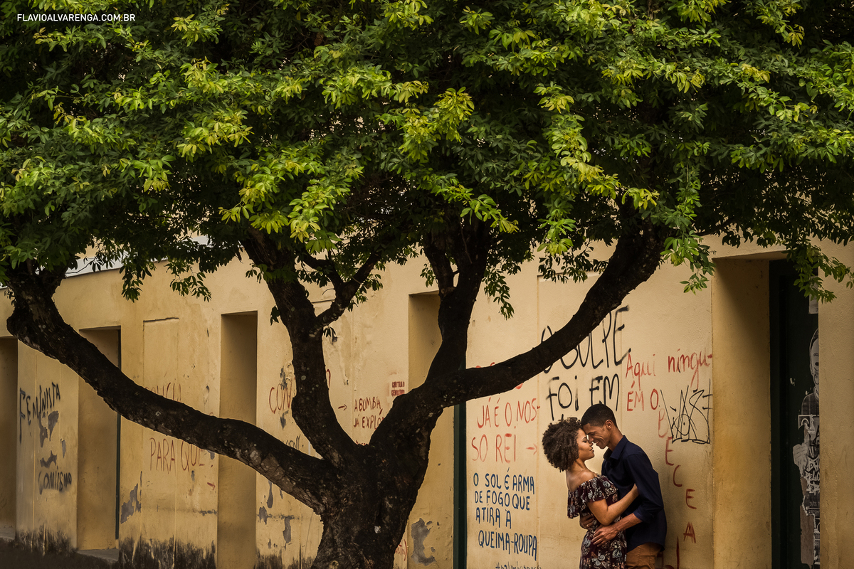 Ensaio divertido de casamento