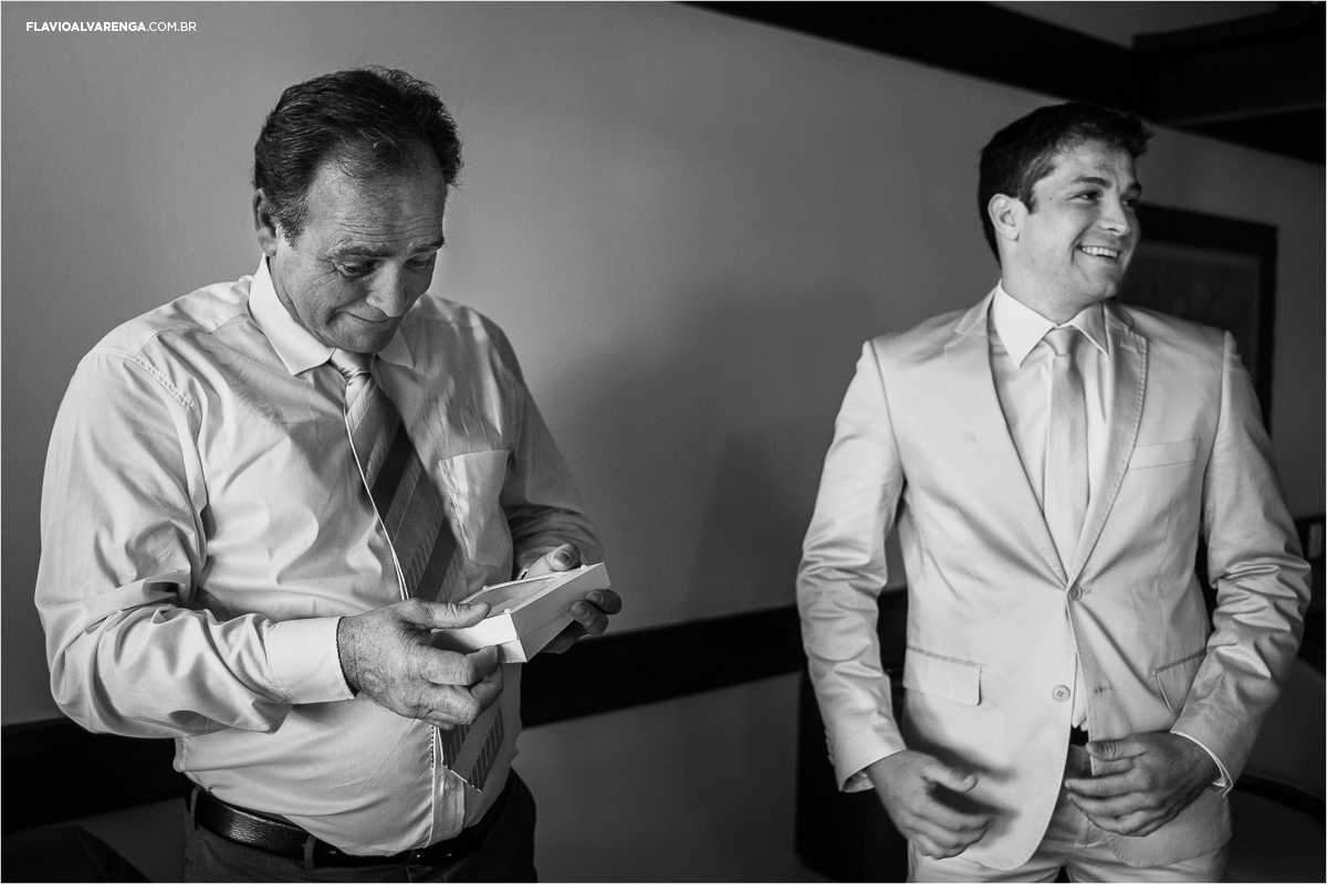 Fotos do noivo antes do casamento