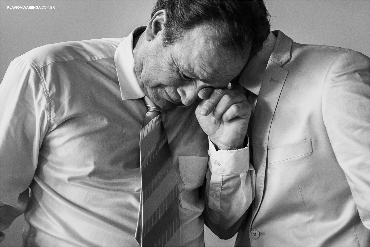 Fotos do noivo com seu pai emocionado