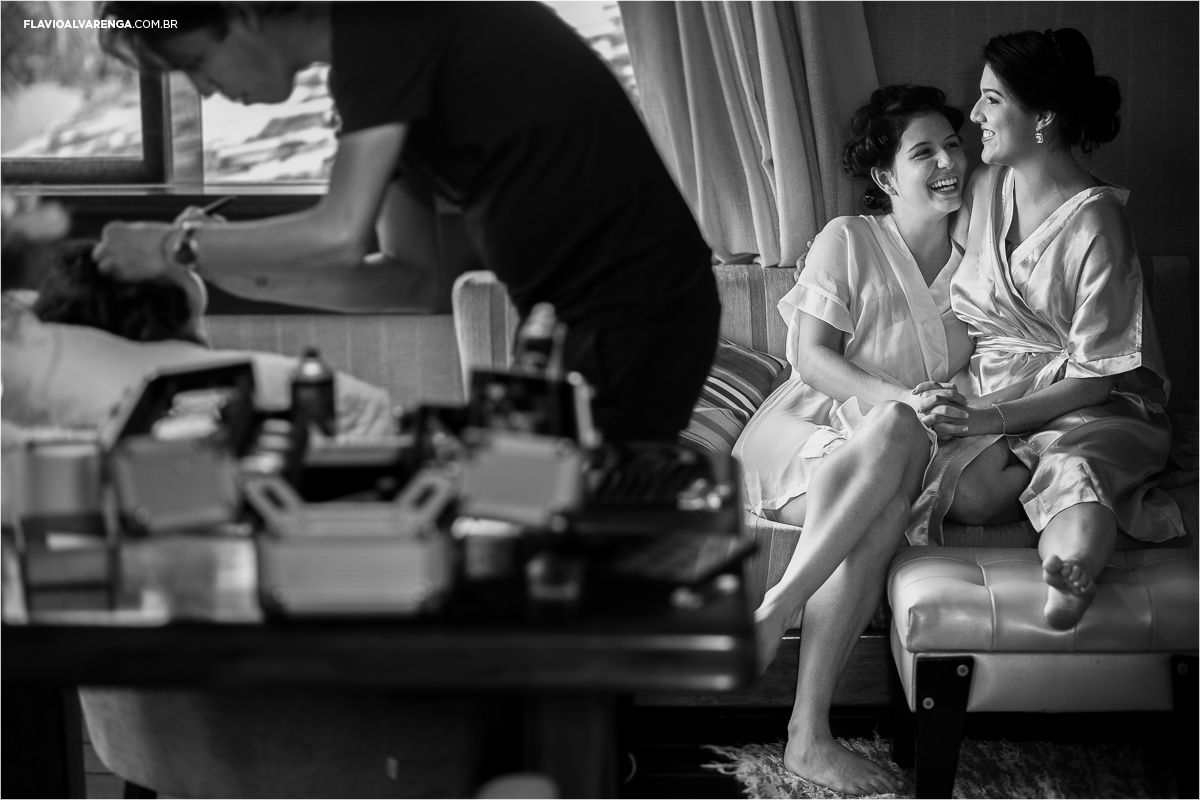 Noiva e irmã no making of