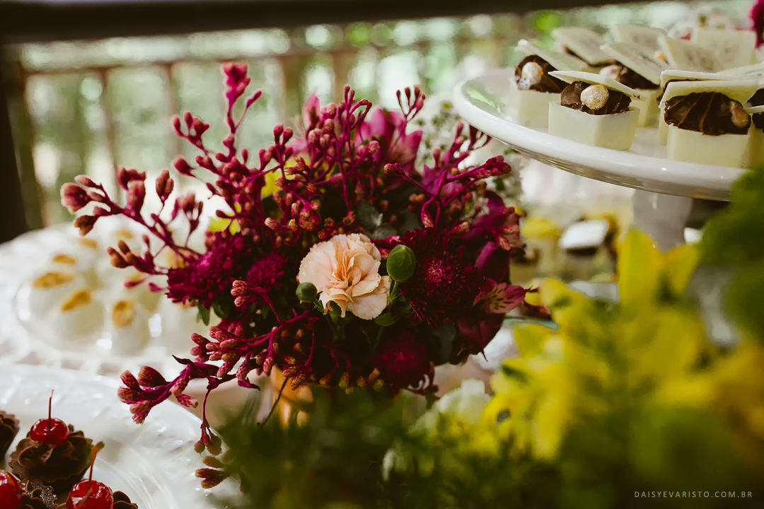 casamento no campo joinville wedding casamento de dia 
celebração ao ar livre fotografia brincadeira casamento profissional noiva noivo noivos agape cerimonial sophie emporio buque ensaio decoração doces