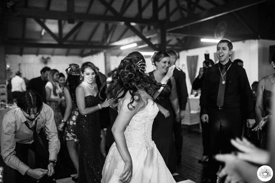 fotografo de casamento joinville decoração daisy evaristo deise evaristo igreja divino espirito santo making da noiva casamento lindo jaragua do sul noiva noivo 