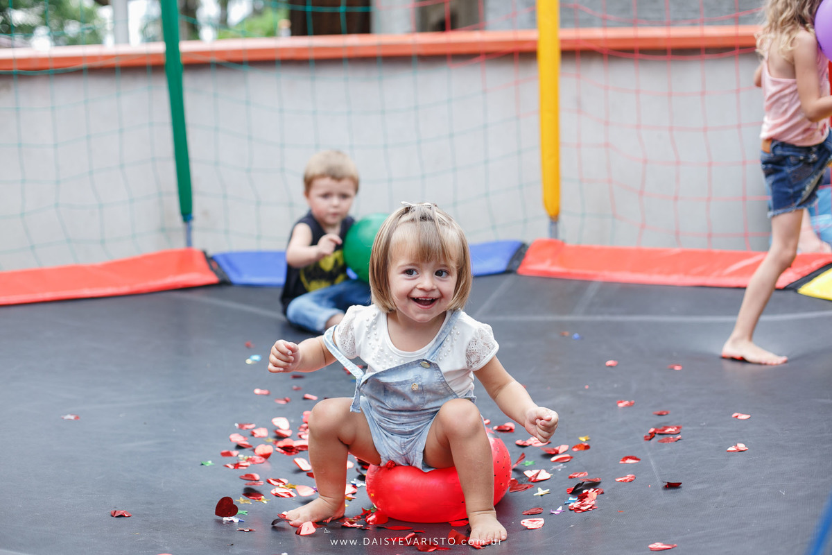 Fotografo Joinville aniversario casamento mini wedding decoração Fabrica de Festa infantil feito em casa bolo decorado biscoito personalizado ideia faça você mesmo Show da Luna ingrid 2 anos