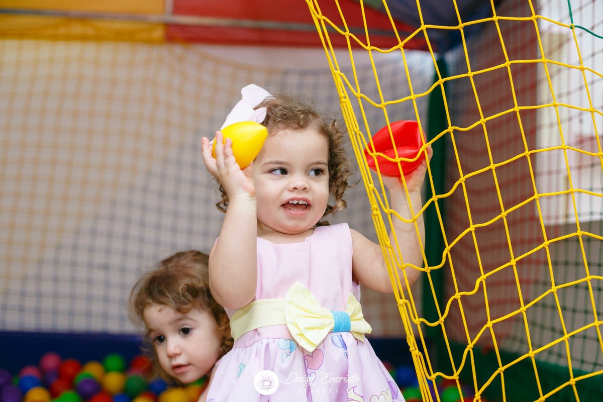 fotografo casamento mini wedding aniversario gestante gravida gravidez festa joinville unicornio algodão doce festas decoração livia s anos bolo arco iris deisi daise dayse