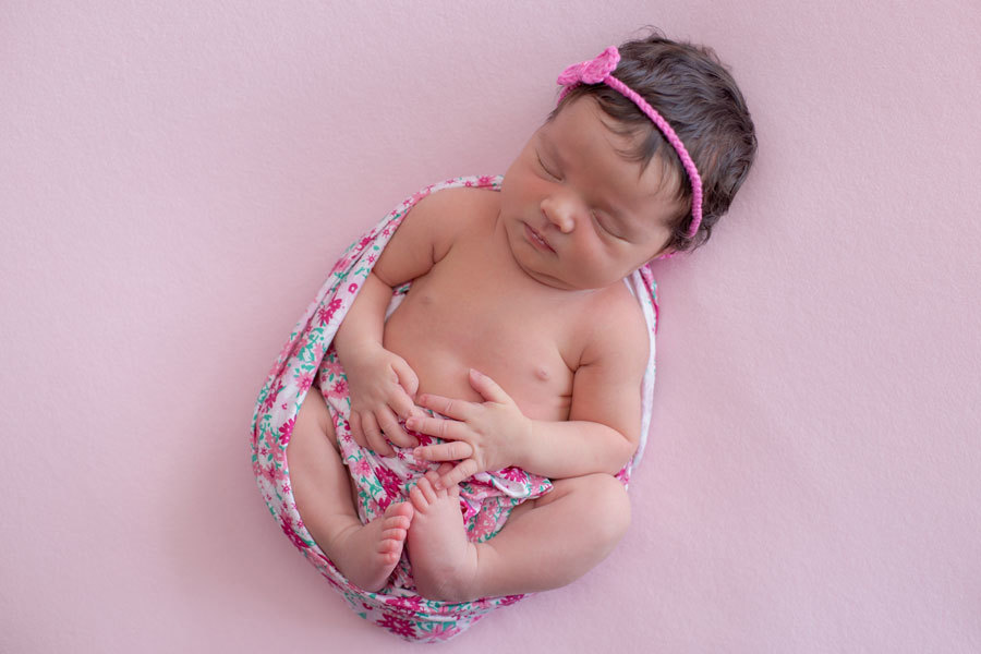 Ensaio Newborn Antonella, realizado na Residencia do Cliente - Curitiba