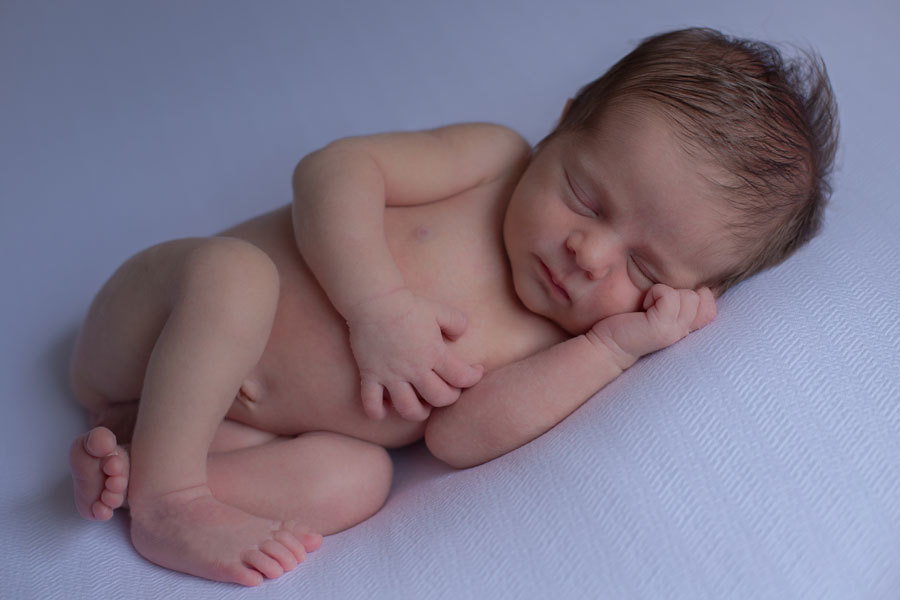 Ensaio Newborn do José com 10 dias de vida, realizado na Residência do cliente - Merces - Curitiba 