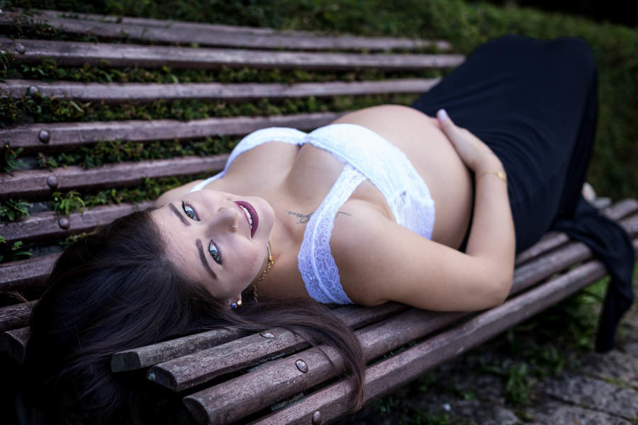 Ensaio Gestante realizado no Bosque do Alemão em Curitiba