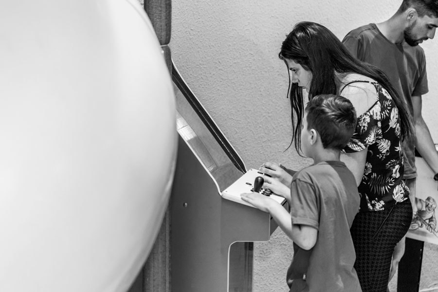 Esse trabalho é uma pequena amostra da festa de aniversário de 2 anos da princesa Giovanna, trazendo uma linda decoração de unicórnio. O evento foi realizado no Carrossel Fest Buffet Infantil que fica localizado no Bairro Uberaba - Curitiba.