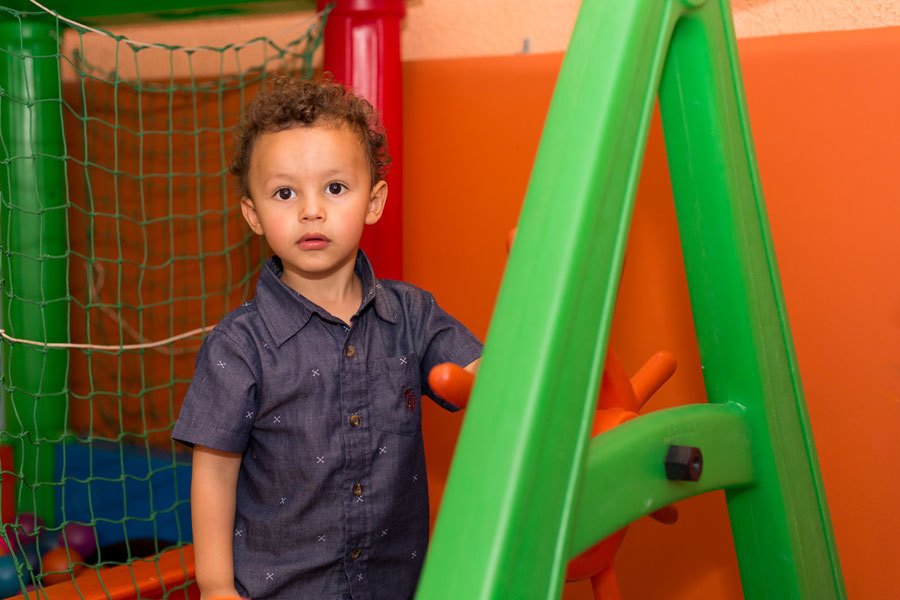 Esse trabalho é uma pequena amostra da festa de aniversário de 2 anos da princesa Giovanna, trazendo uma linda decoração de unicórnio. O evento foi realizado no Carrossel Fest Buffet Infantil que fica localizado no Bairro Uberaba - Curitiba.