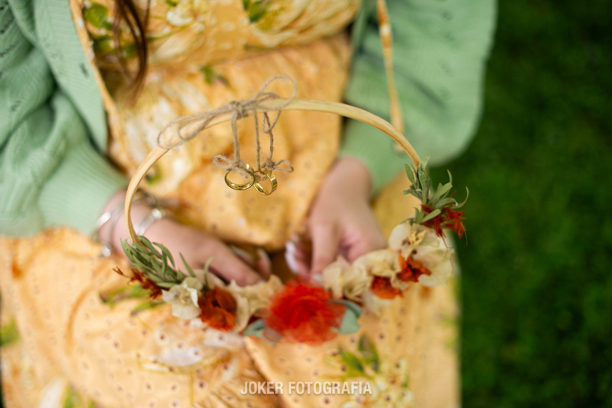 onde levar as alianças para o casamento daminha de casamento com porta alianças diferente