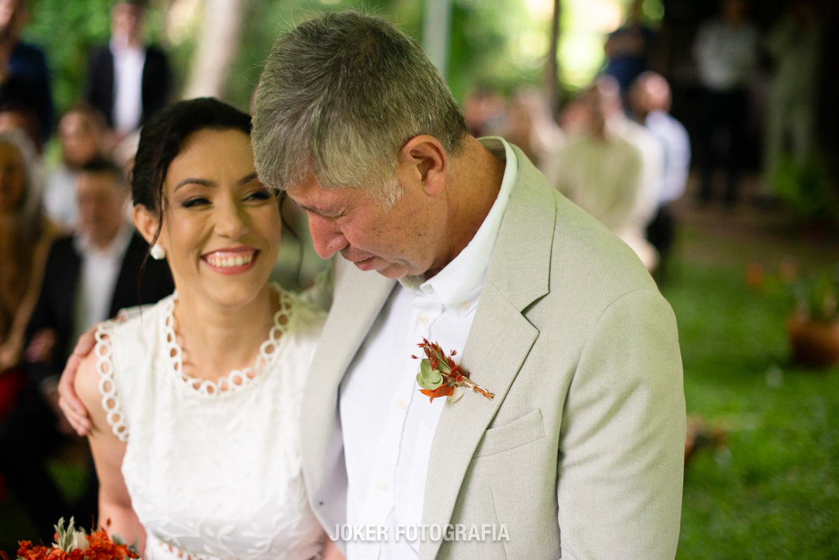 noivo chorão no dia do casamento