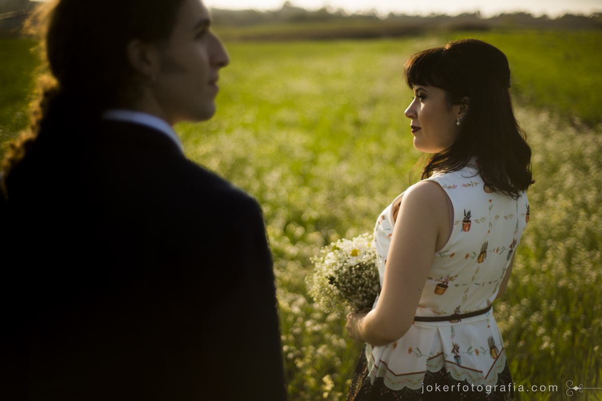 fotógrafo de casamento encontra as melhores locações para seu ensaio pré-wedding