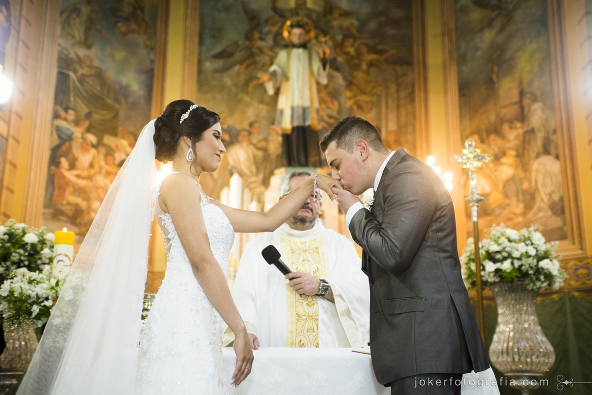 igreja são vicente de paulo decorada para casamento