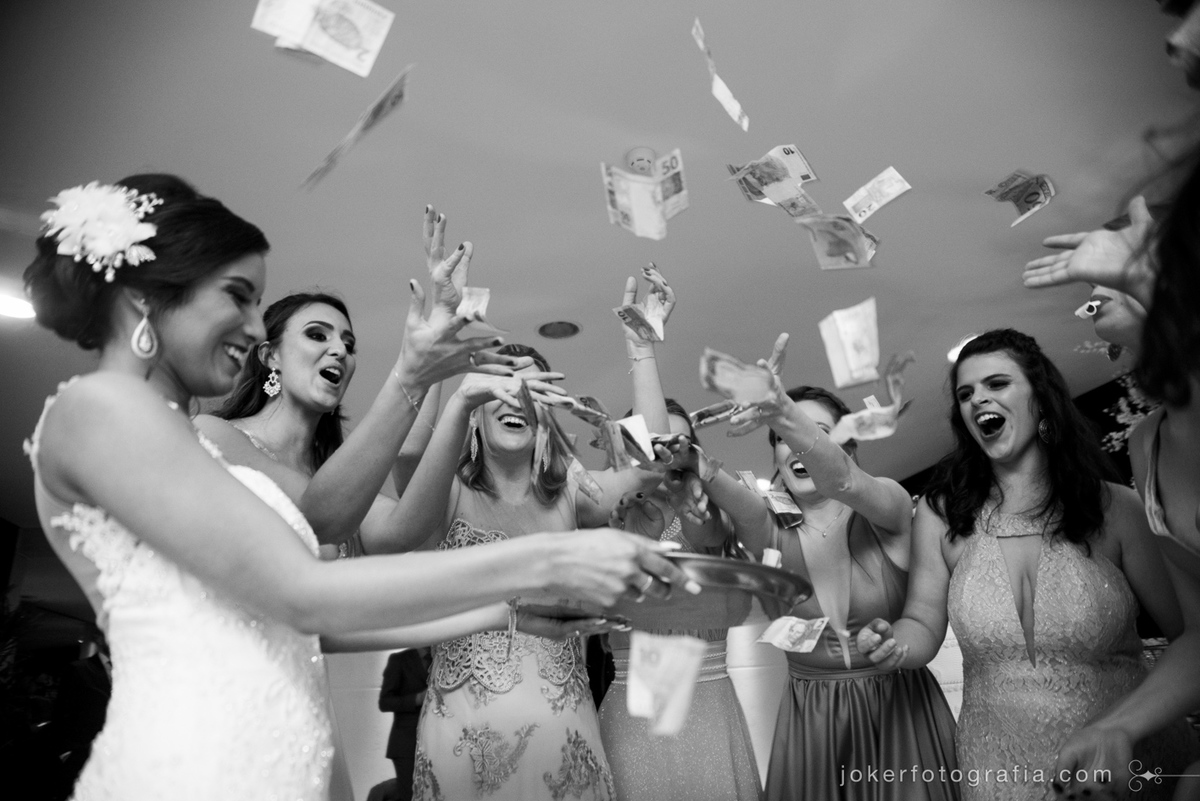 quanto em média vou investir em uma festa de casamento?