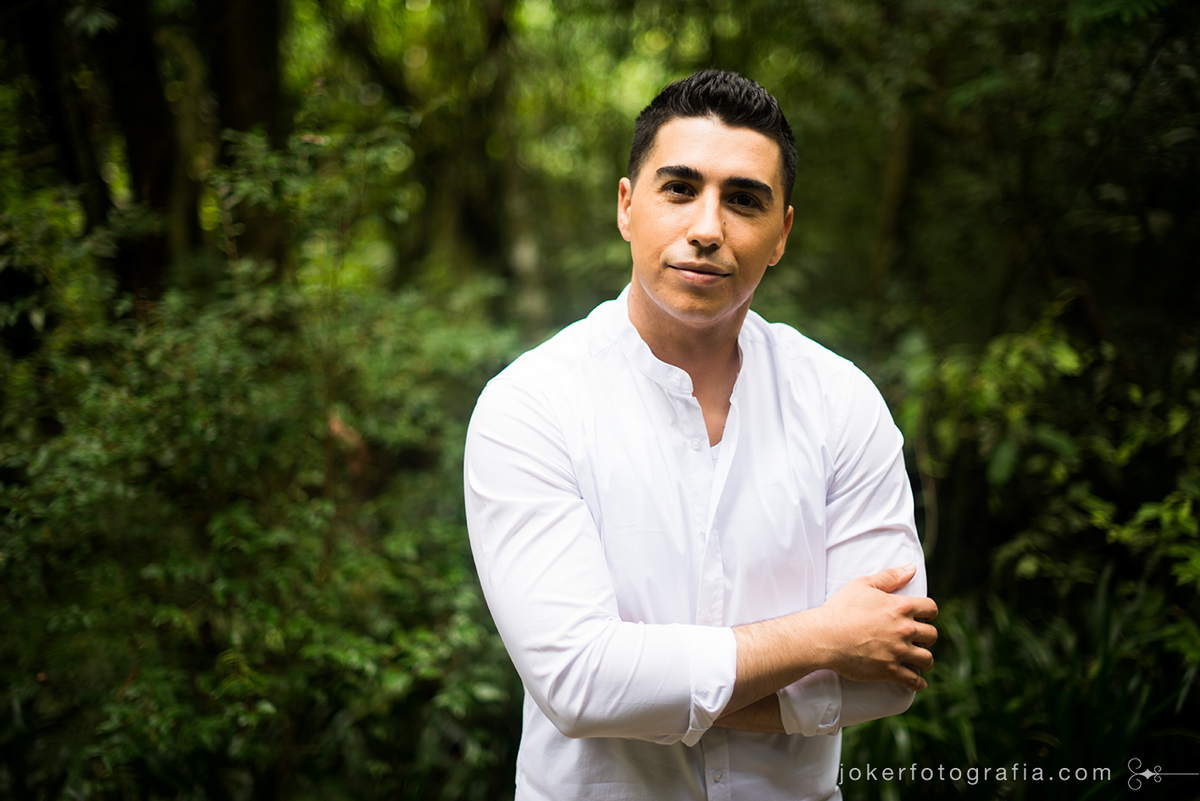 ensaio individual de homem feito por fotógrafo profissional
