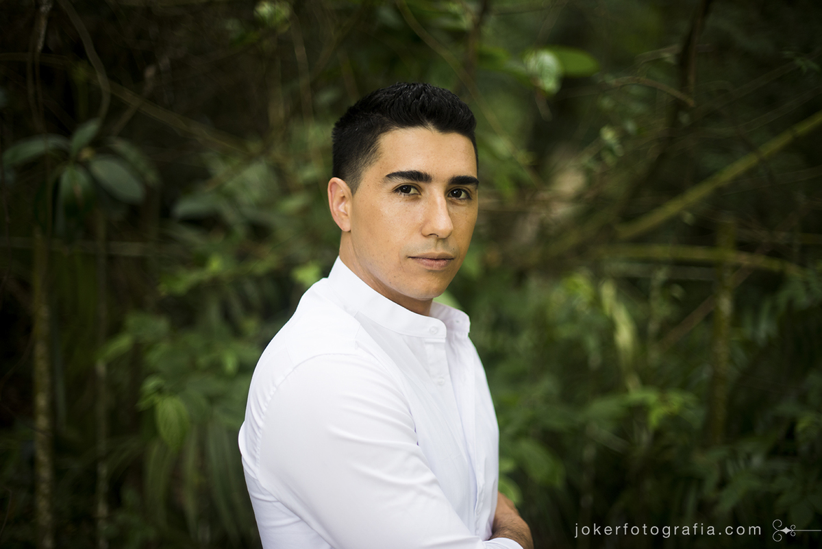 ensaio masculino feito por fotógrafo profissional em curitiba