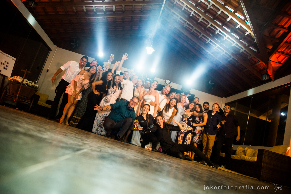 dj wagner tacla e joker fotografia no casamento de lívia e hícaro na chácara villa dei nonni 