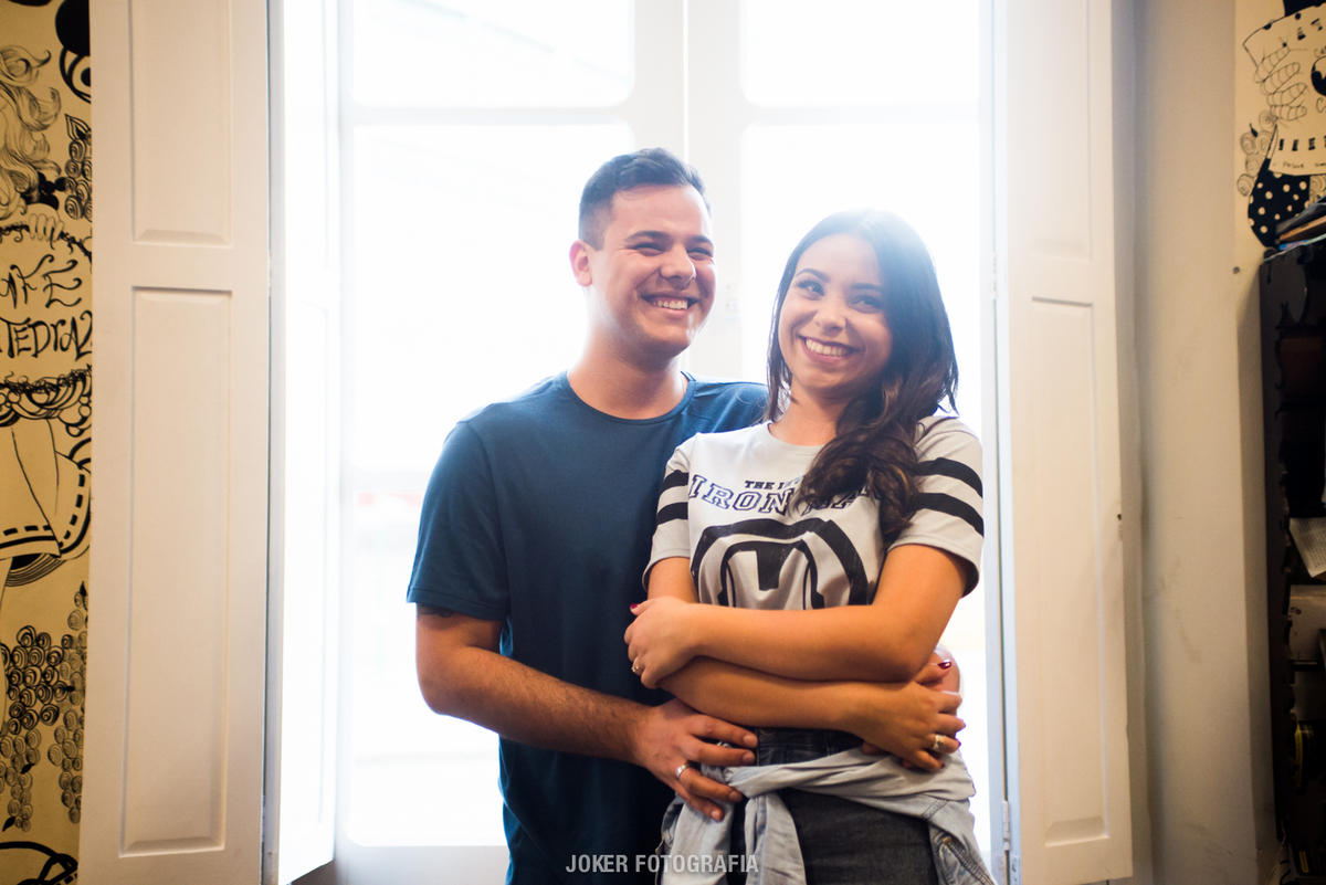 elen patricia e vitor christoval no café catedral no seu ensaio pre wedding