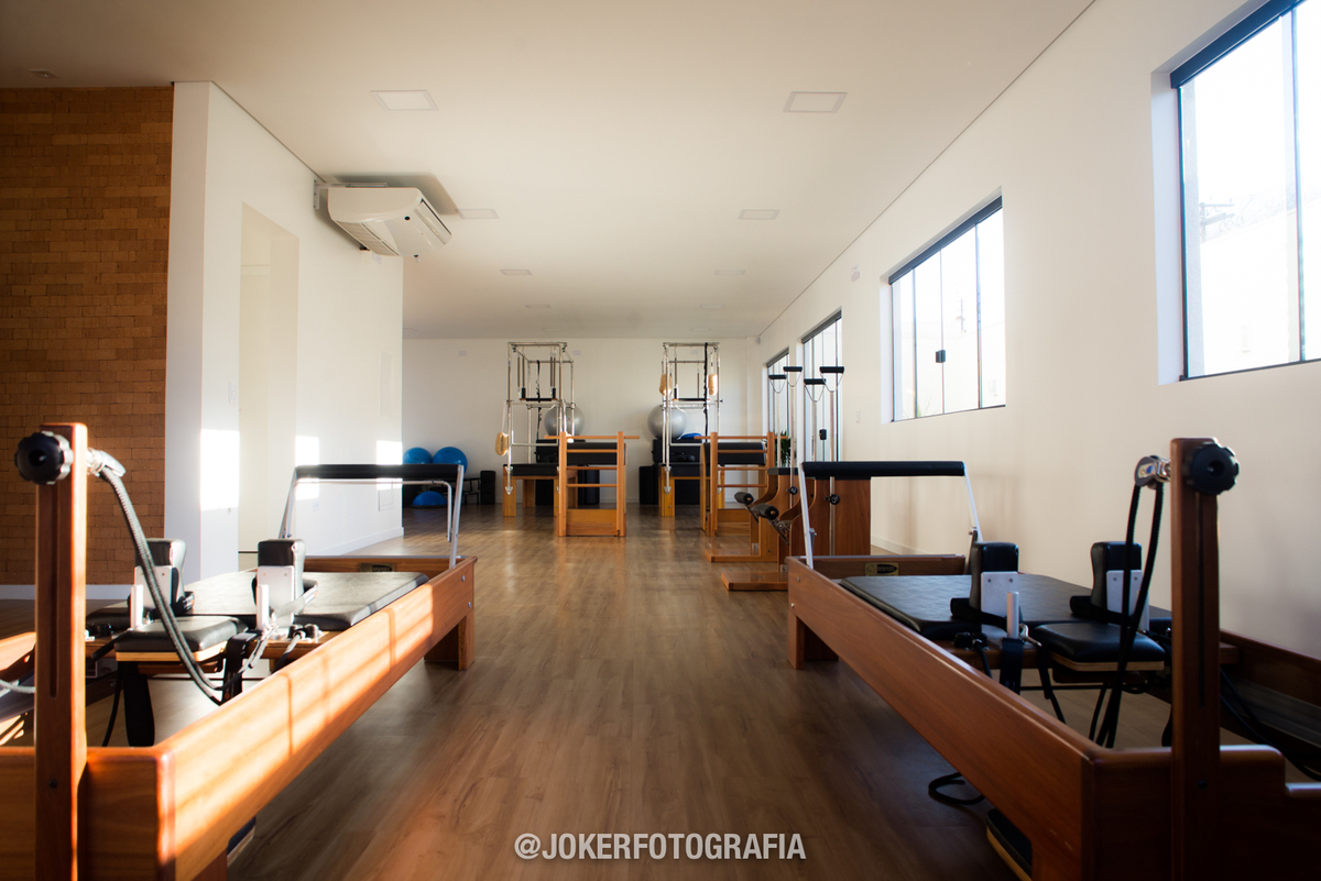 fotógrafo de ambientes em curitiba para academia de pilates aparelho
