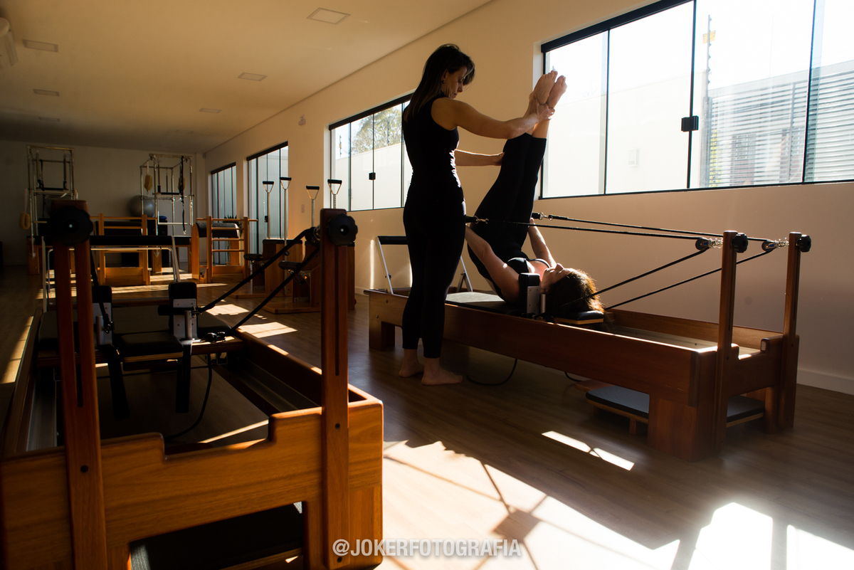 fotografia de publicidade para professoras de pilates em academias de Curitiba