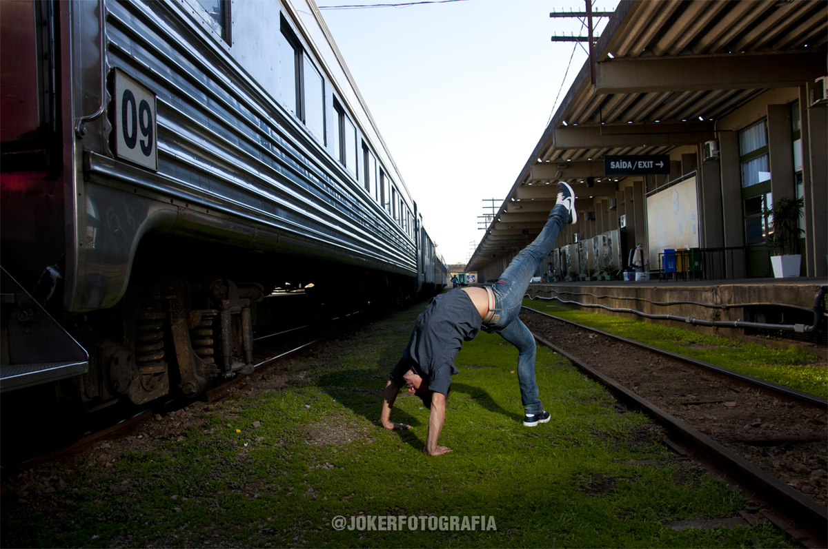 fotógrafo de yoga urbana e meditação faz projeto autoral de fotografia