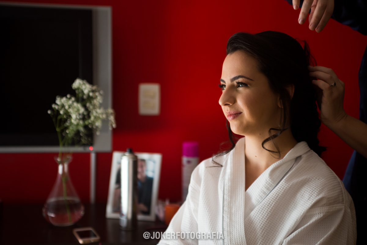 noiva oriental faz cabelo e maquiagem com cintia leite