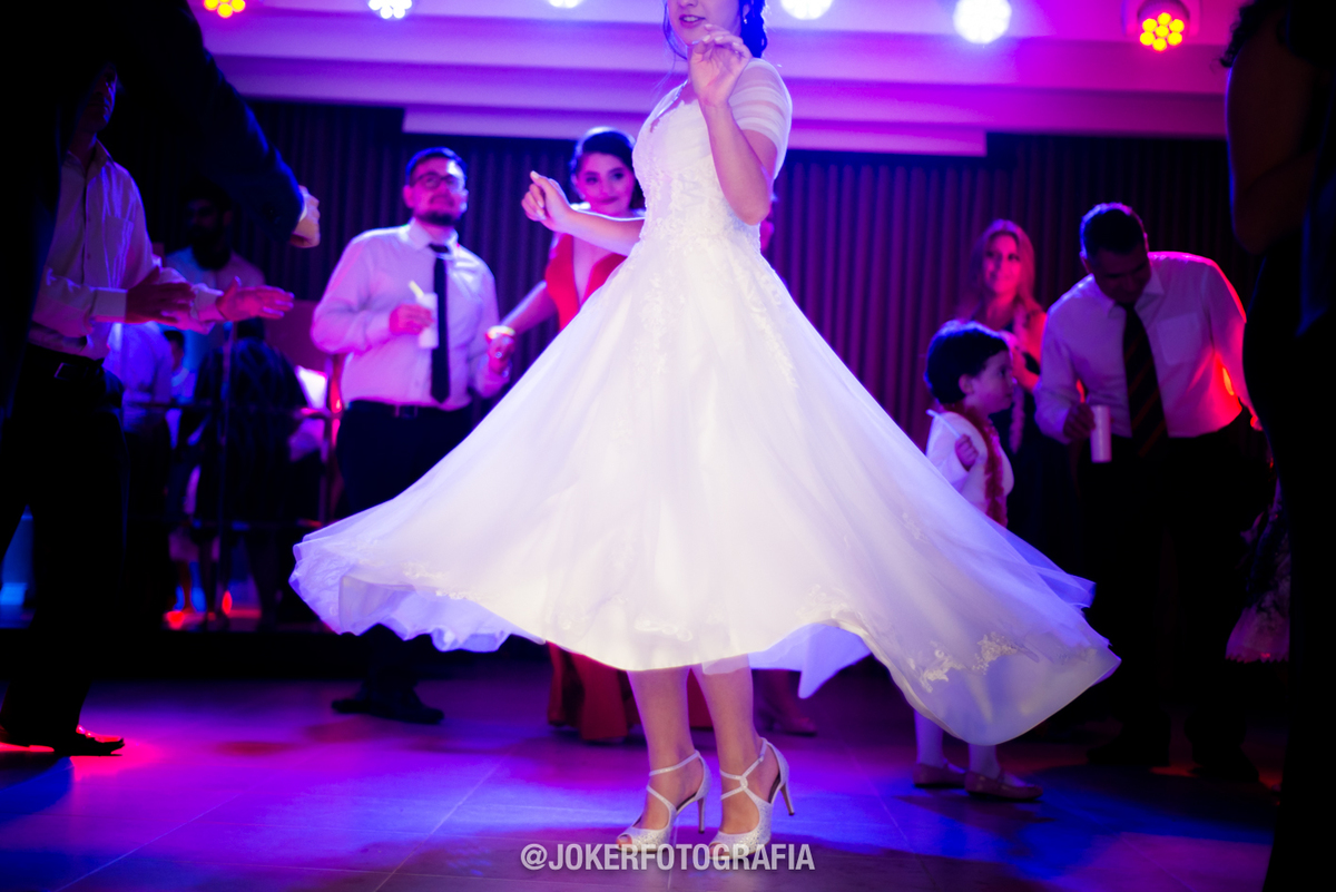 inspiração vestido de noiva rodado para dançar