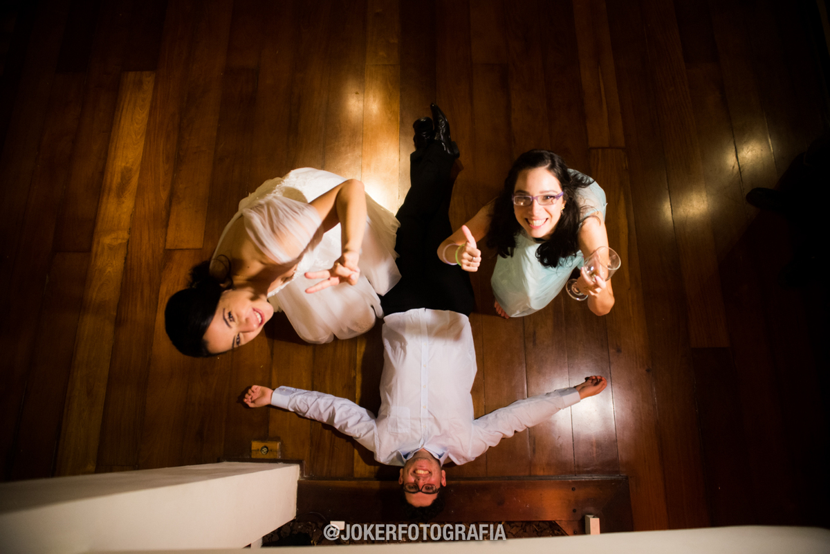 fotos de casamento diferentes mostram a realidade do final da festa