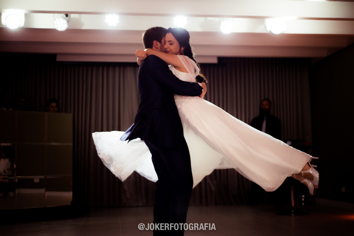 dança dos noivos profissional com passos aéreos e as melhores fotos de casamento