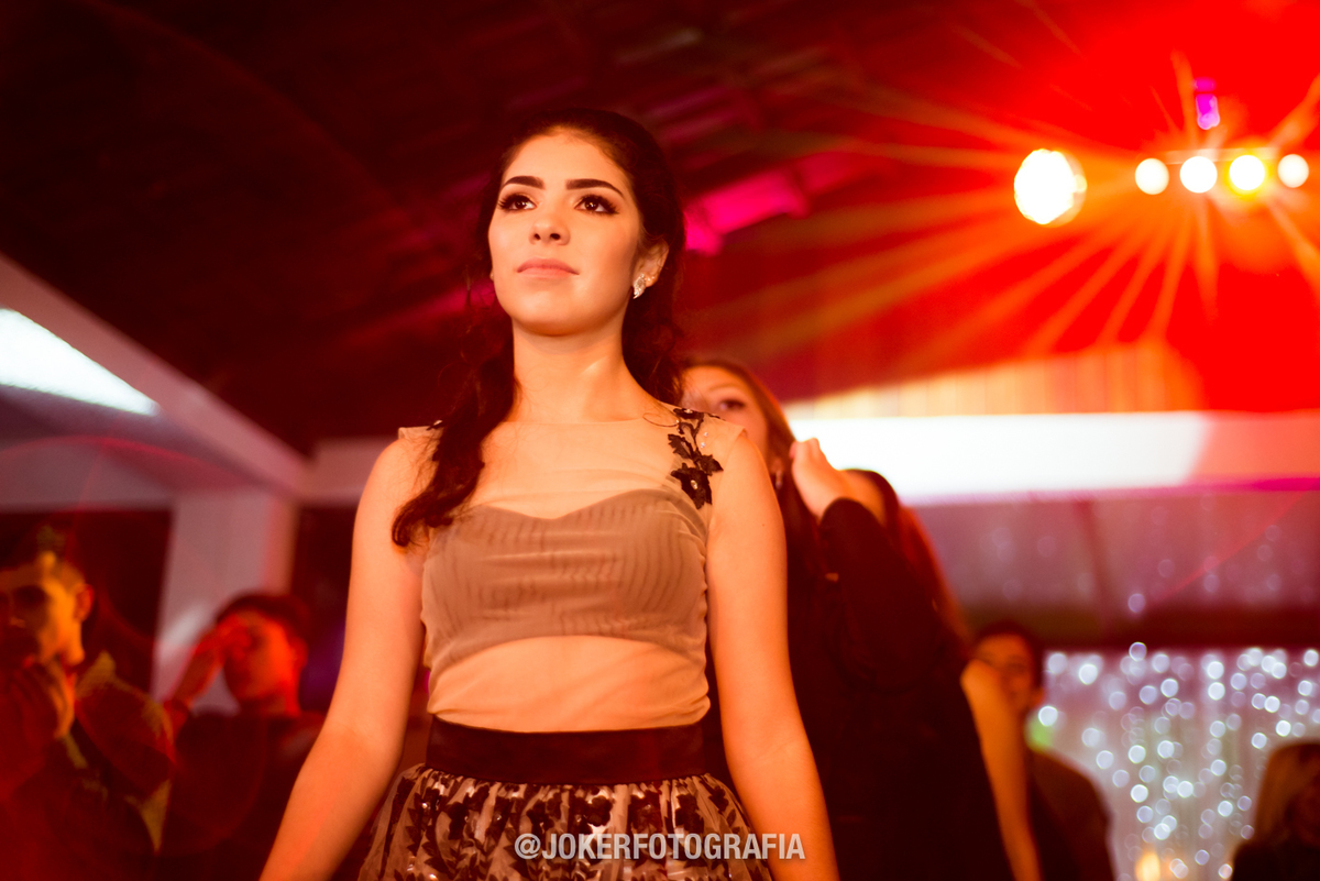 fotos da aniversariante na pista