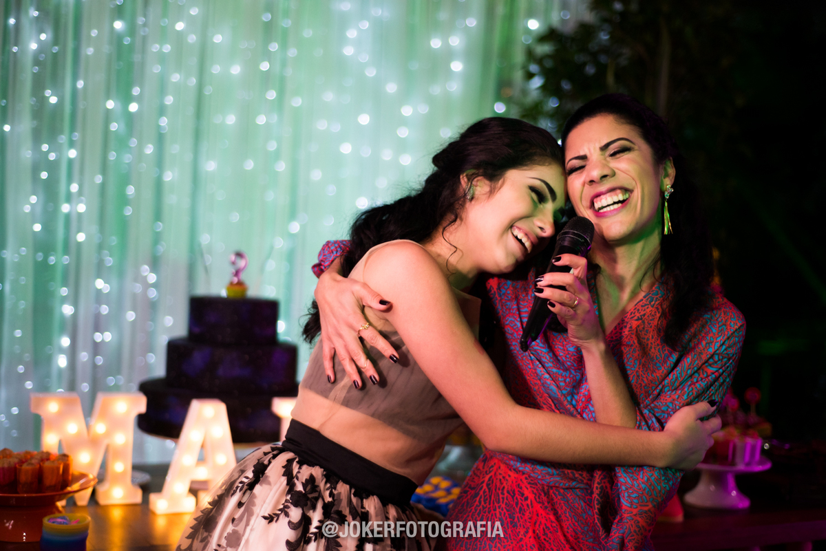mãe e filha na festa de 15