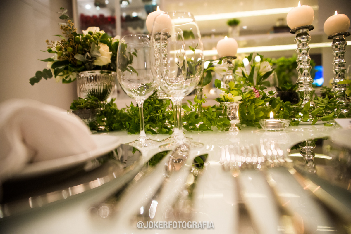 como fazer um jantar de casamento na sala de casa