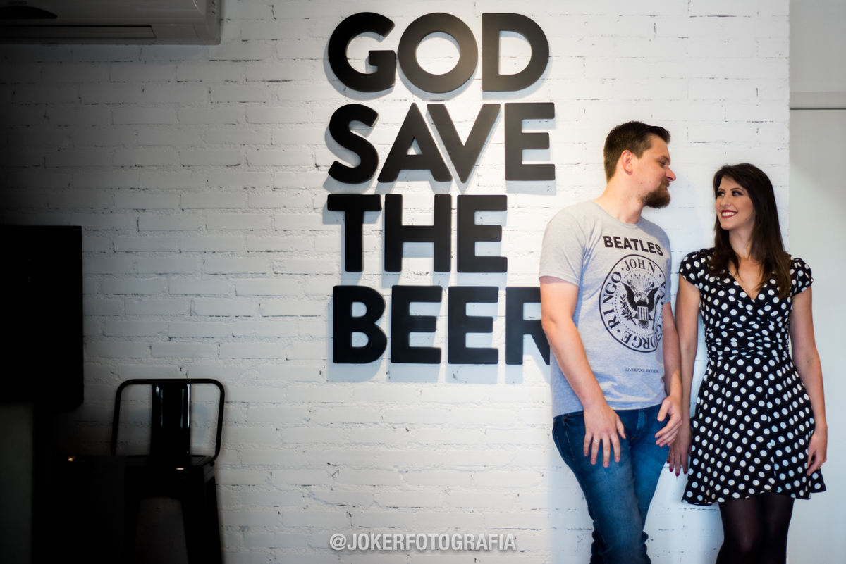 ensaio de casamento na cervejaria god save the beer