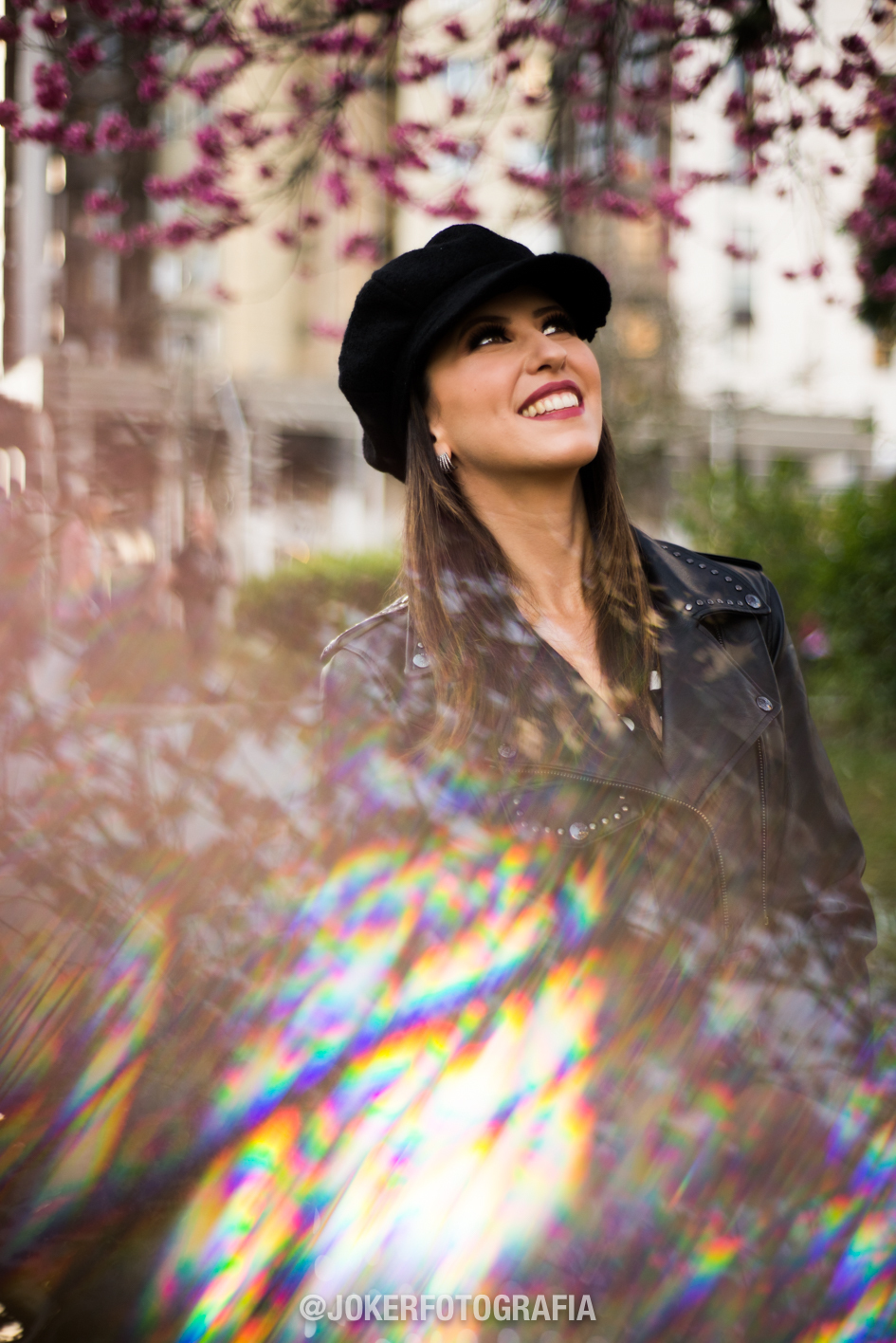 ensaio feminino em curitiba com flores de cerejeira sakura
