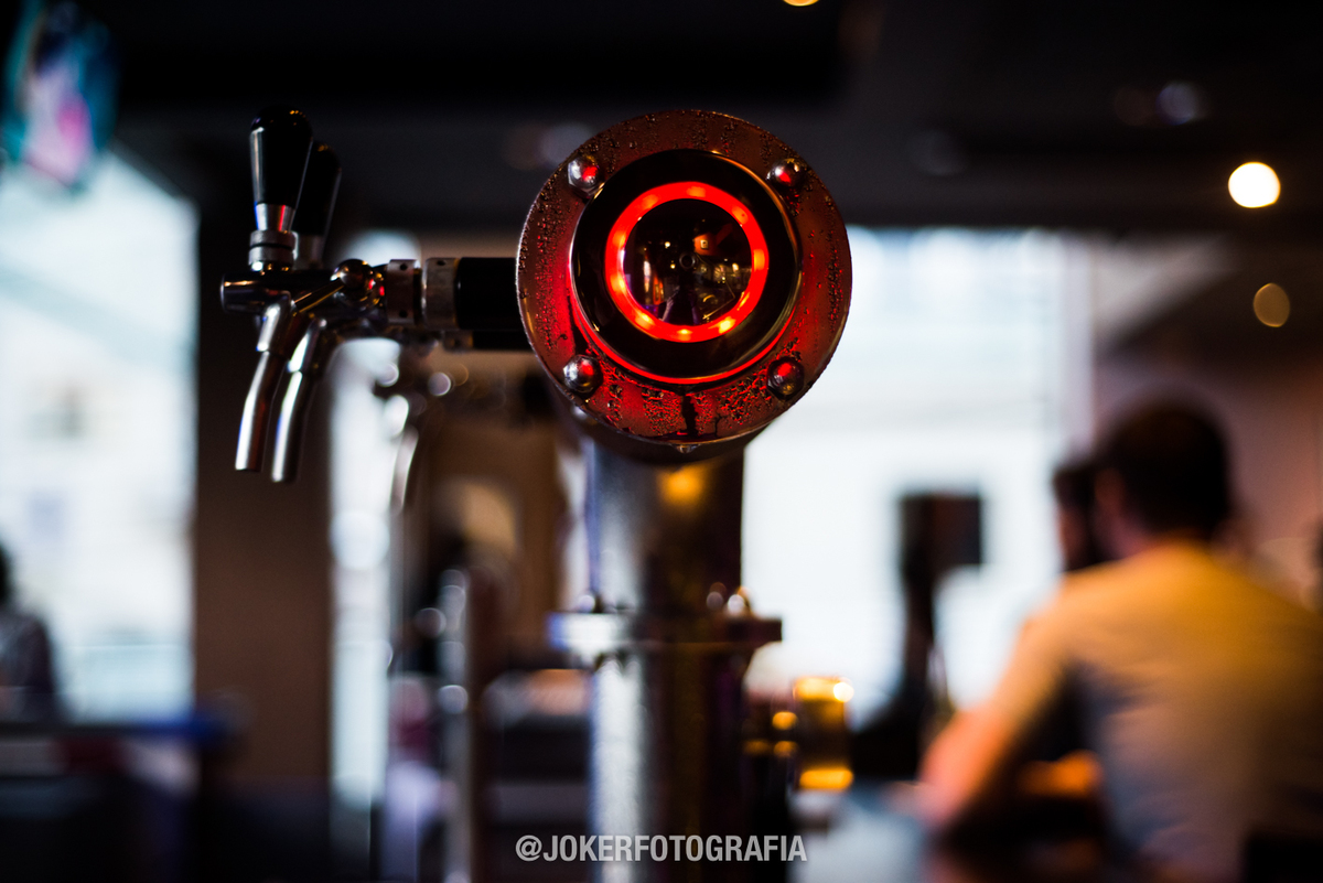 ensaio de casal no bar