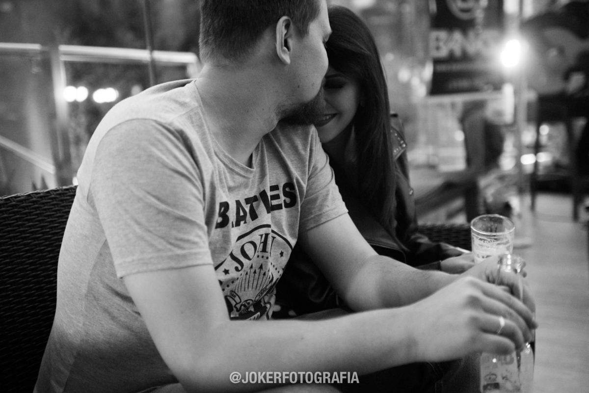 ensaio de casal no bar