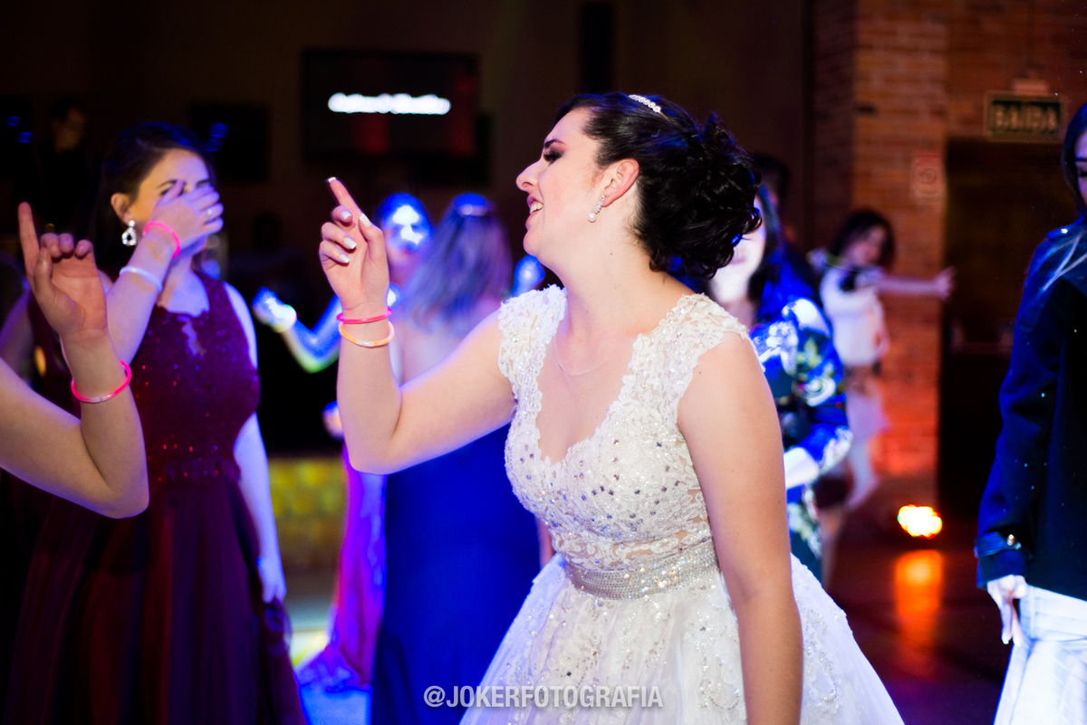 música na pista de dança do casamento