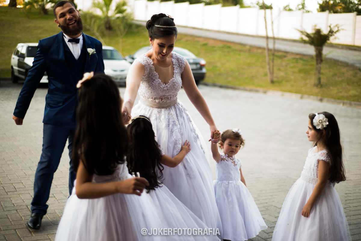 casamento com várias daminhas
