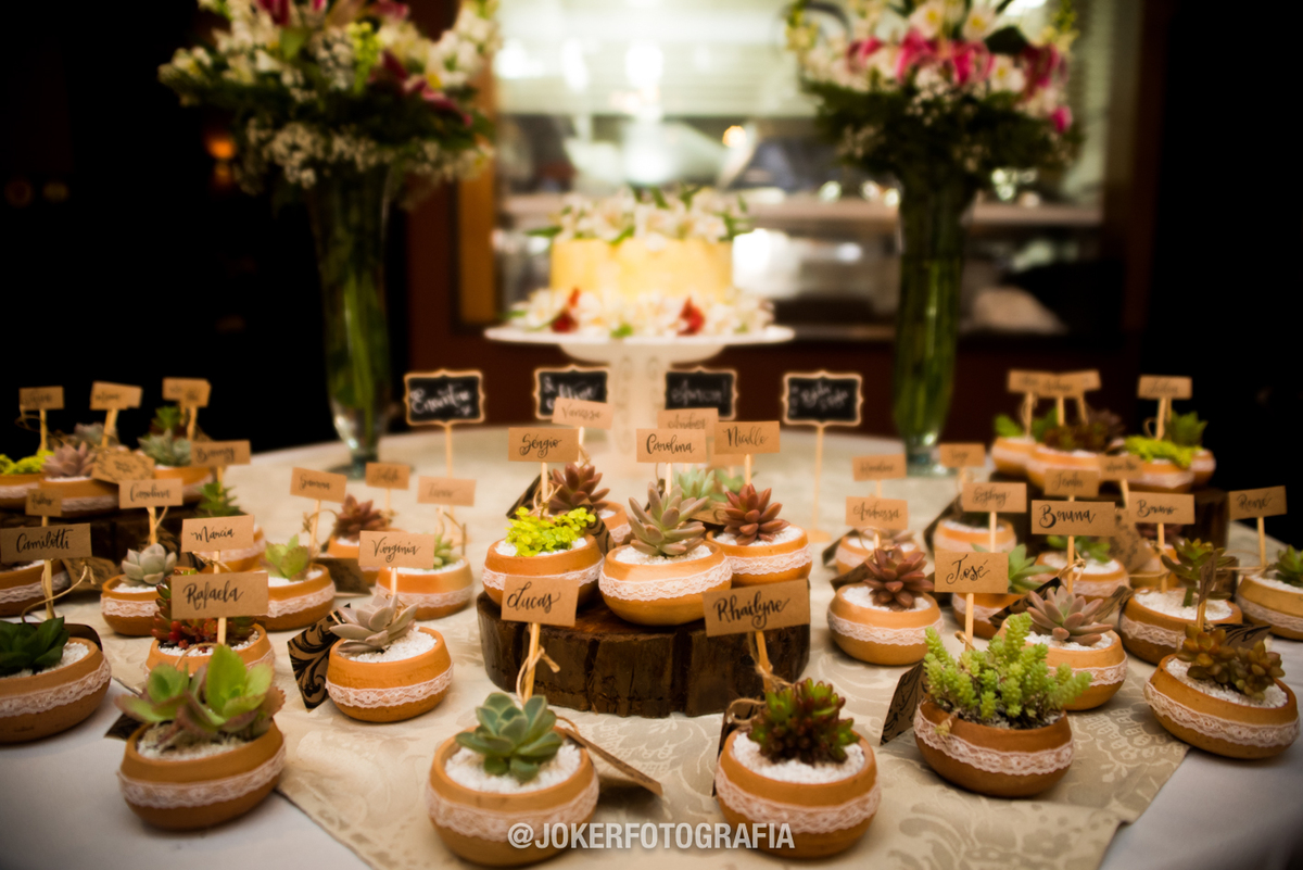 lembrancinhas de casamento com suculentas