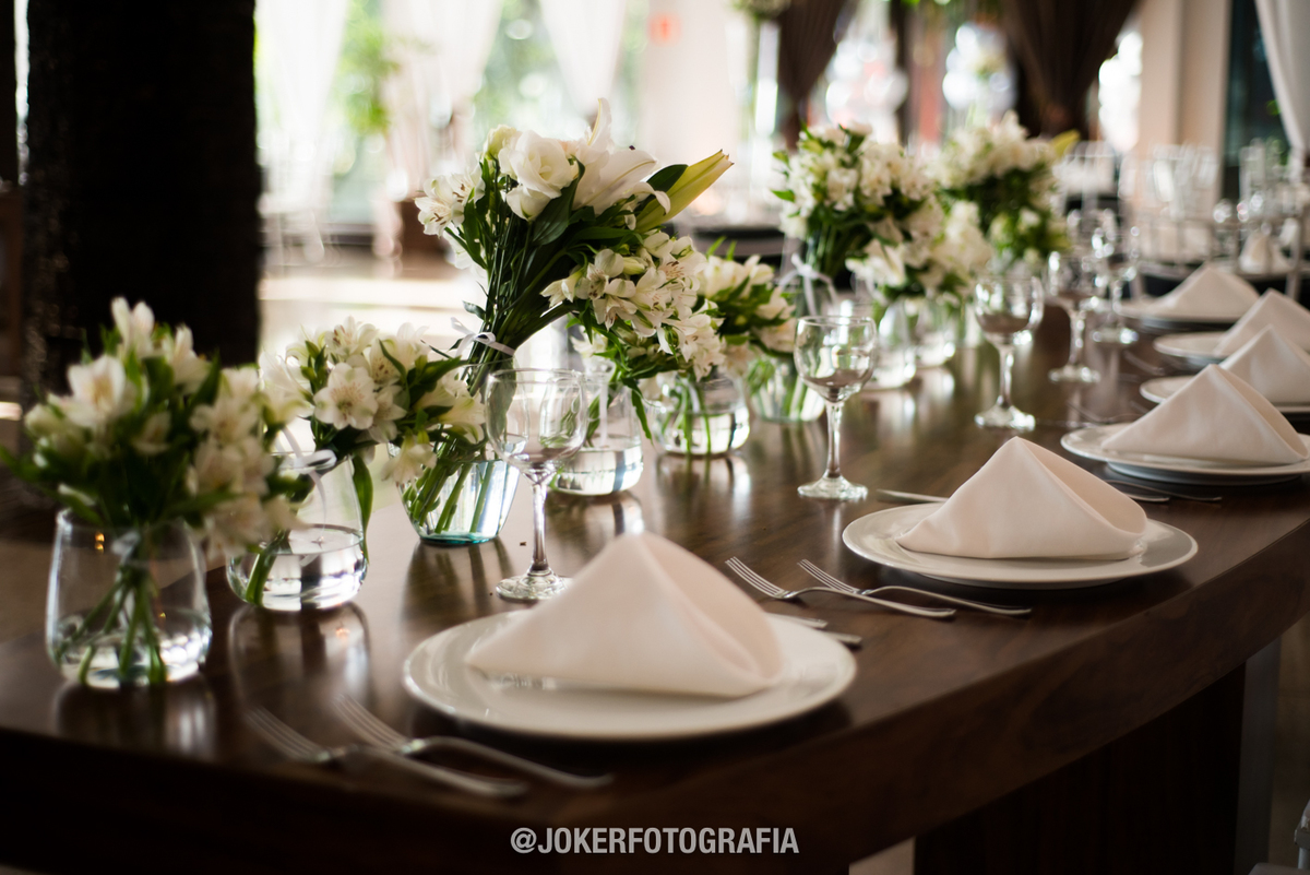 como organizar os pratos para o jantar de casamento