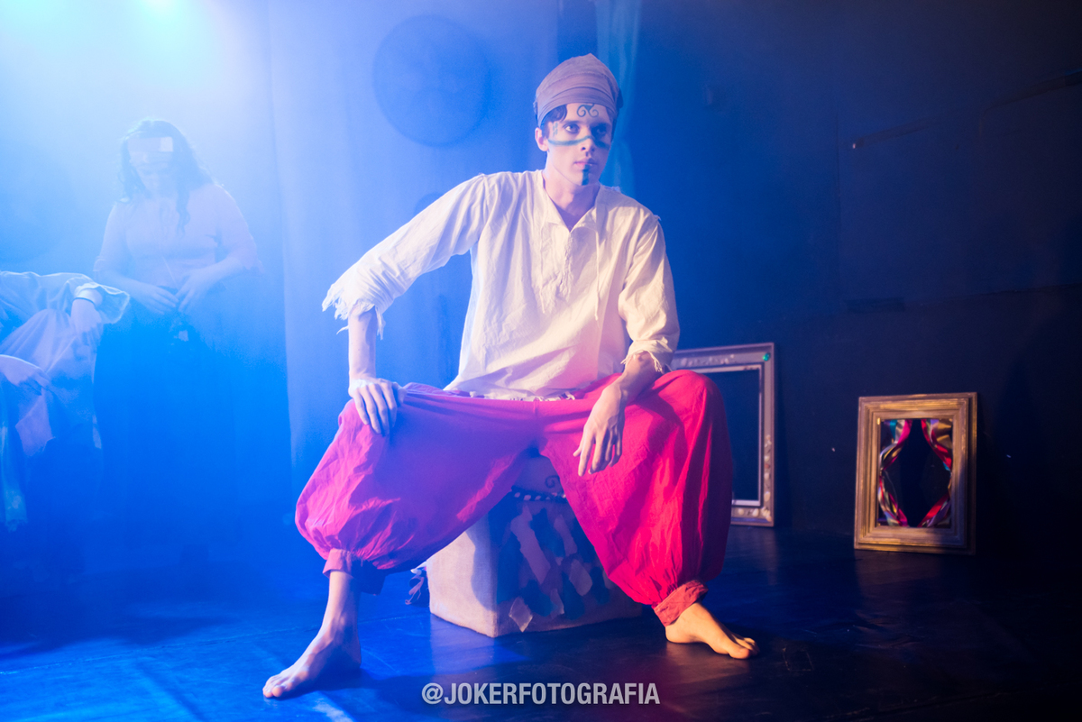 Academia Cena Hum artes cênicas em curitiba teatro juvenil