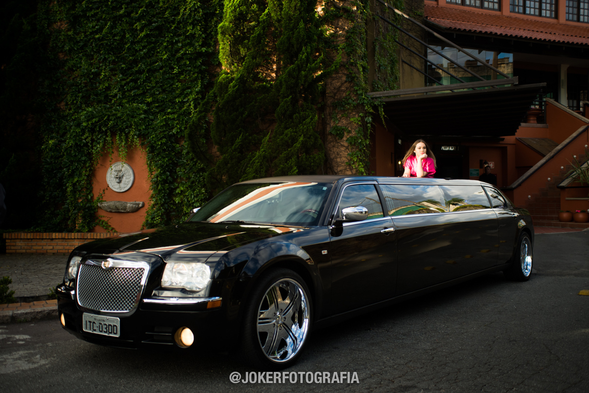 aluguel de limousine para 15 anos em curitiba limox