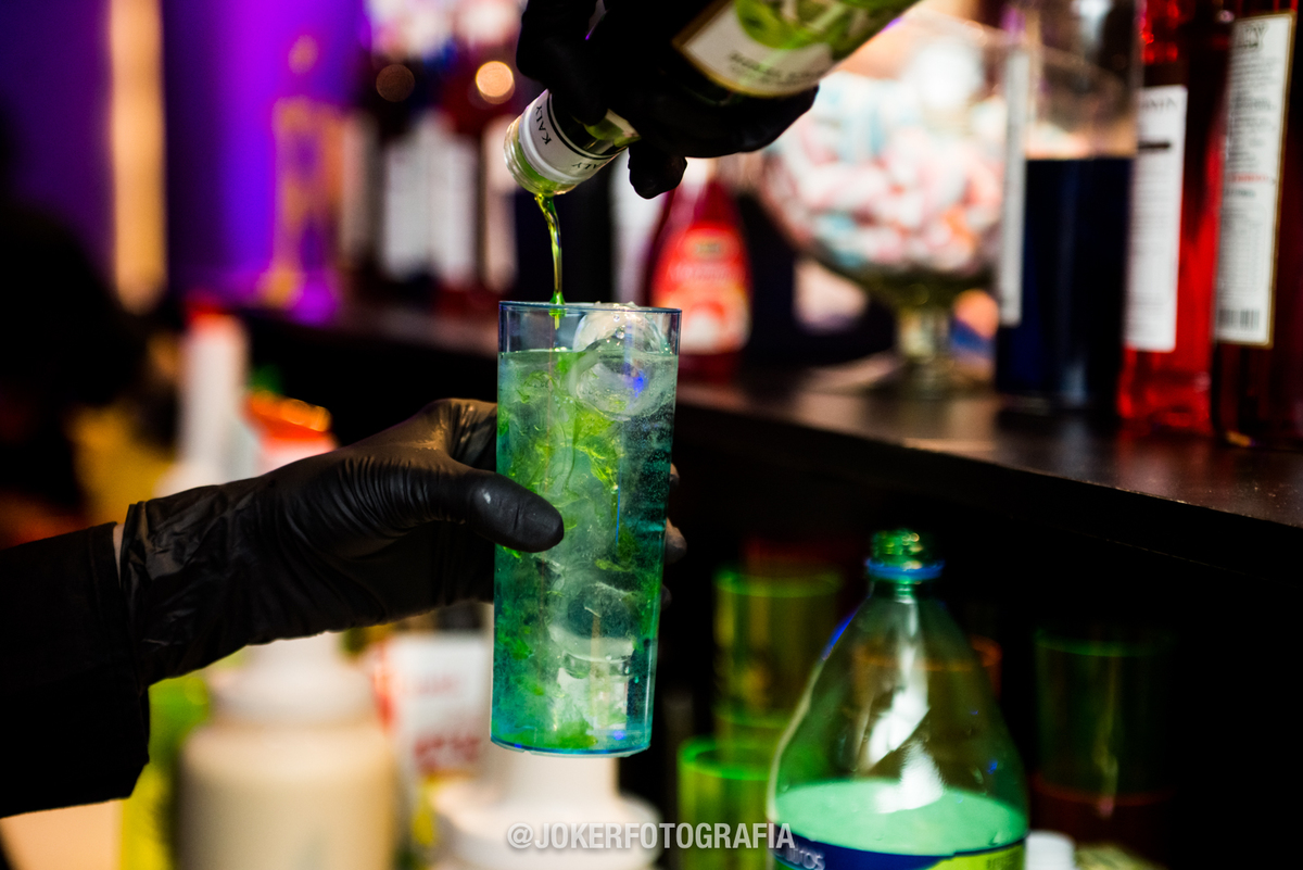 bartender curitiba drinks para 15 anos