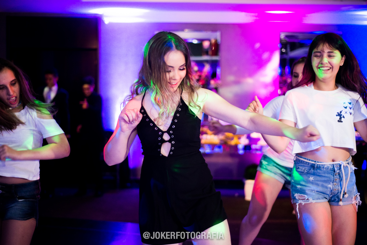 estúdio de fotografia em curiitiba com fotógrafos profissionais para eventos debutantes