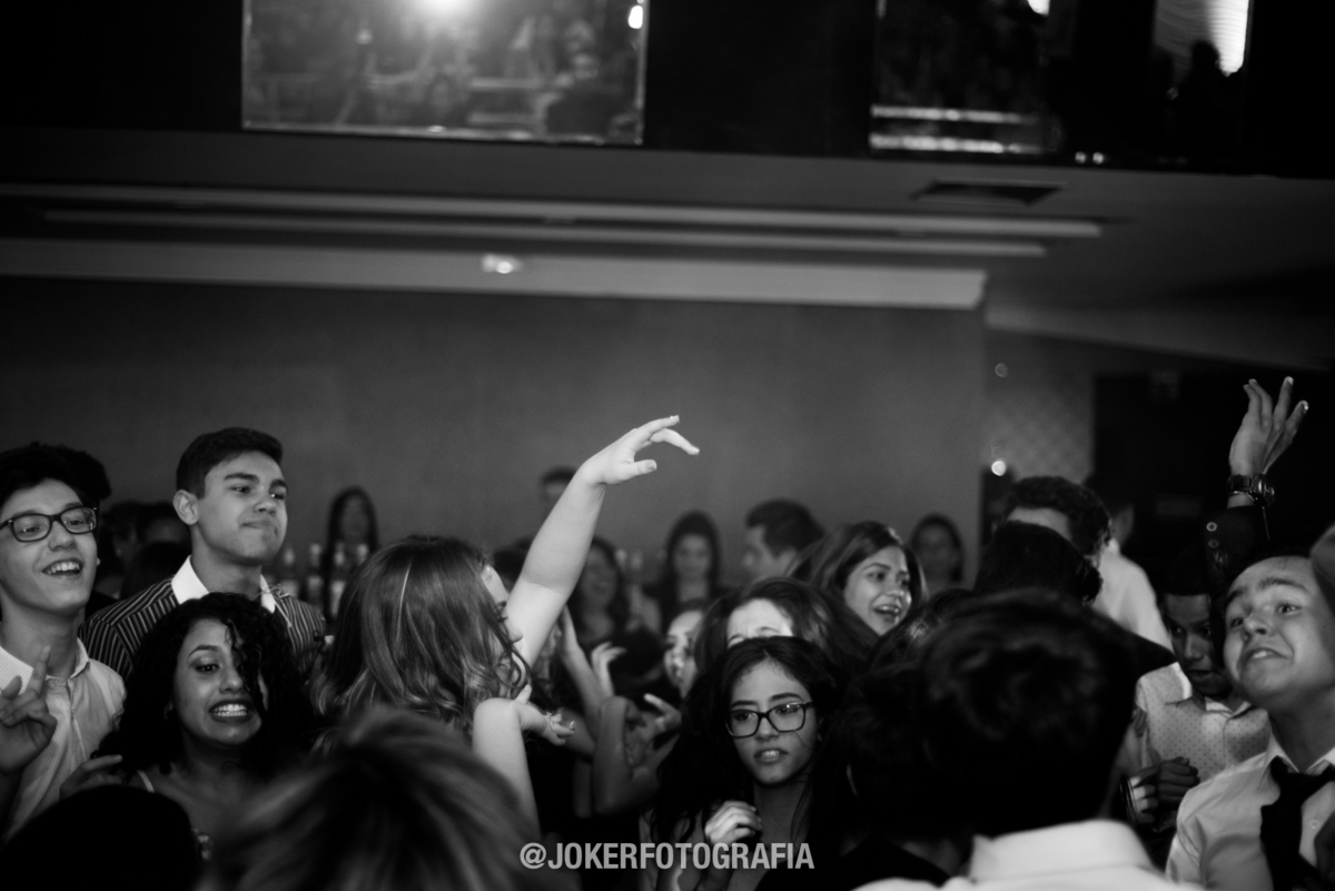 estúdio de fotografia em curiitiba com fotógrafos profissionais para eventos debutantes