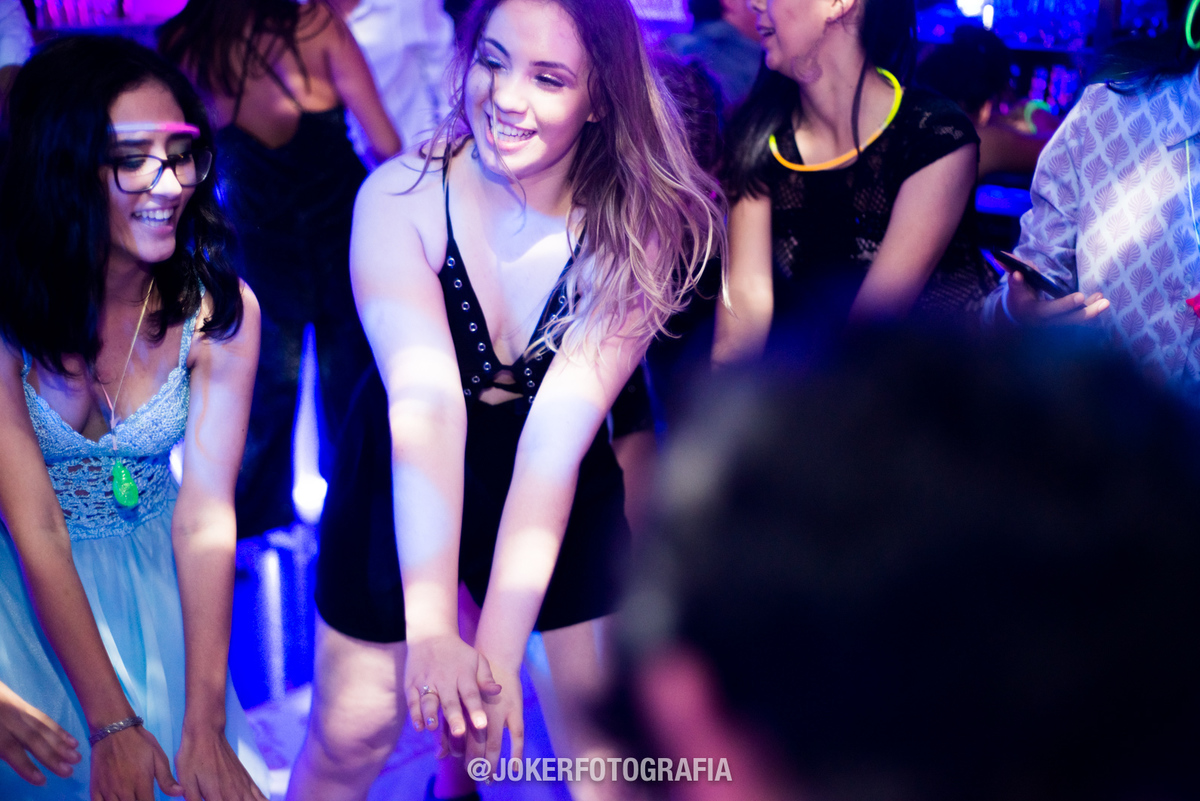 estúdio de fotografia em curiitiba com fotógrafos profissionais para eventos debutantes