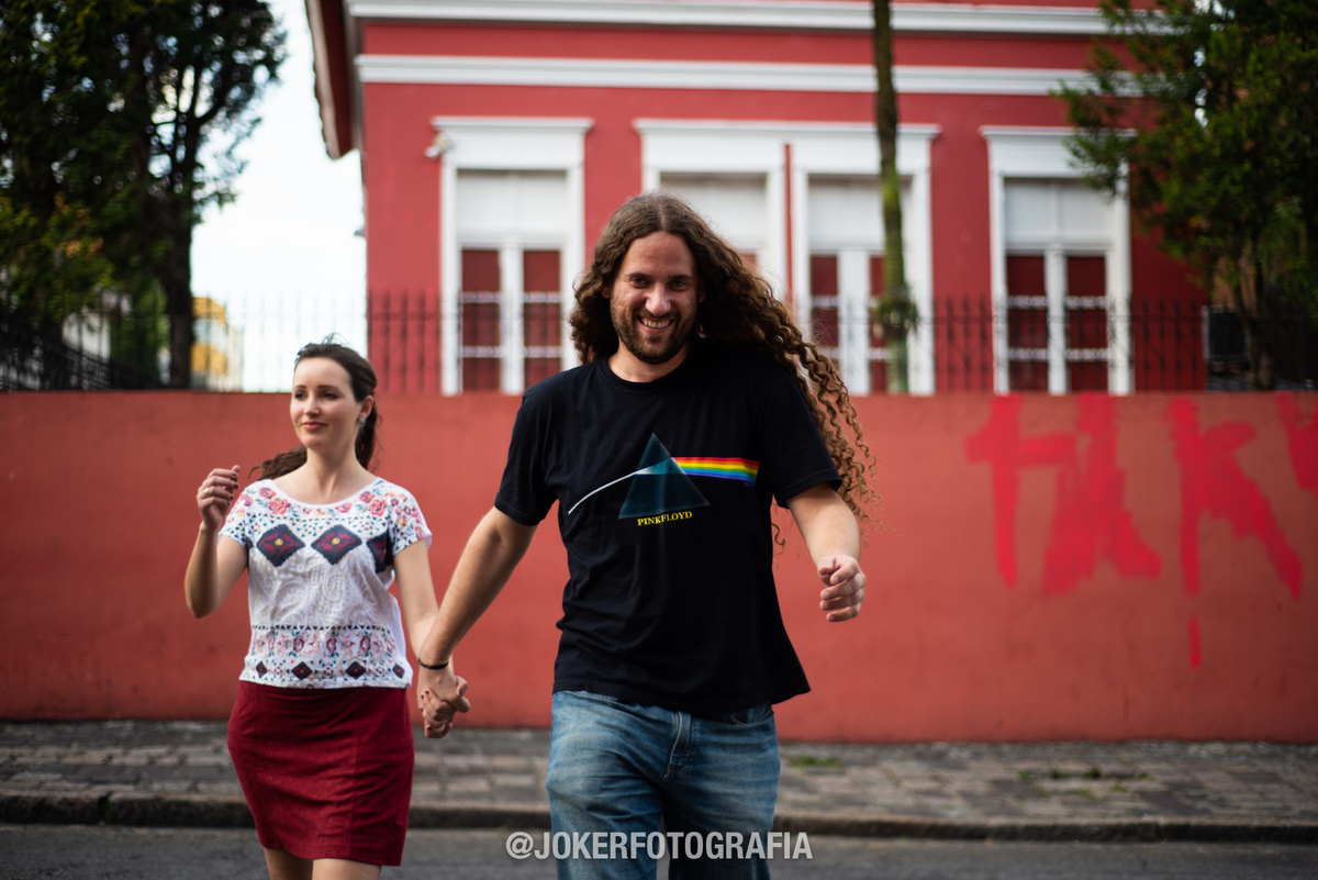 ensaio urbano em curitiba pre wedding casal rock n roll